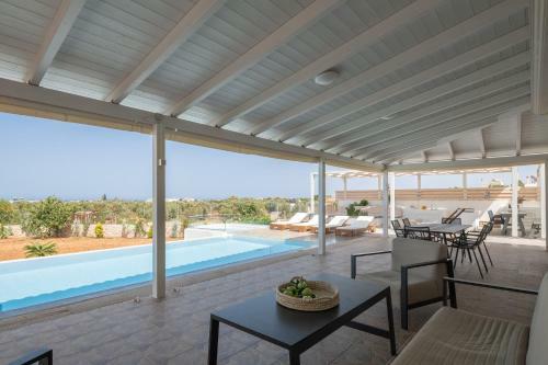 Alba Bianca Villa, A Secluded Retreat!