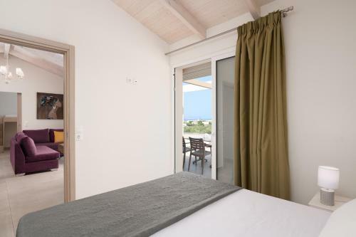 Alba Bianca Villa, A Secluded Retreat!