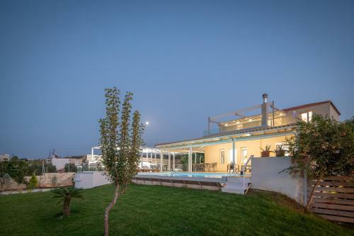 Alba Bianca Villa, A Secluded Retreat!