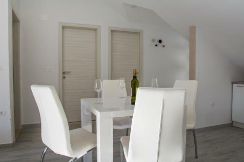 Apartment Ma_lu