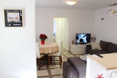 Apartmani Pino