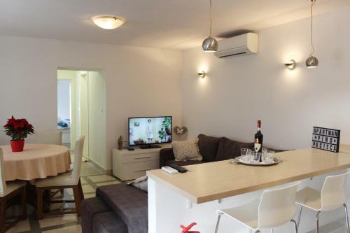 Apartmani Pino