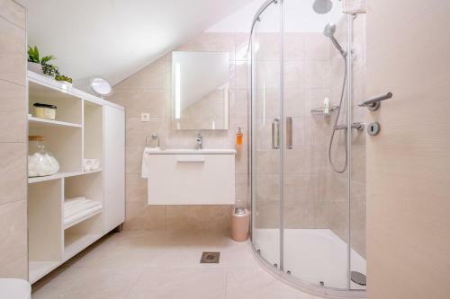 Luxury Villa Castello Di Pietra With Private Pool