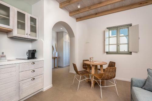 Villa Anamnezia Luxury Suites