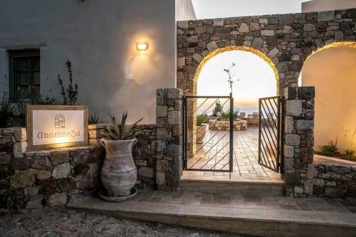 Villa Anamnezia Luxury Suites