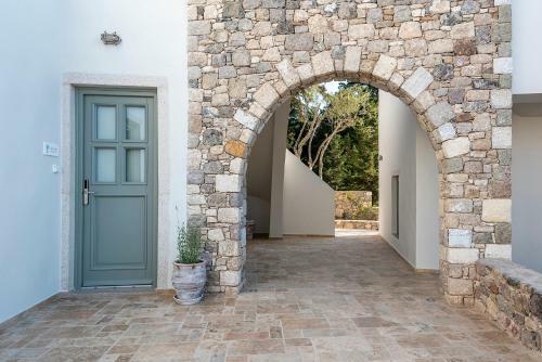 Villa Anamnezia Luxury Suites
