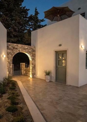 Villa Anamnezia Luxury Suites