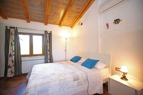 Hostal Aurora Holiday