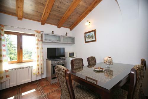 Hostal Aurora Holiday