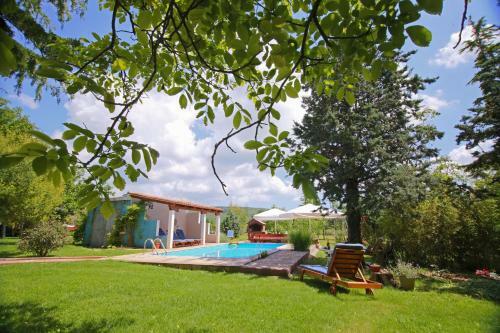Hostal Aurora Holiday