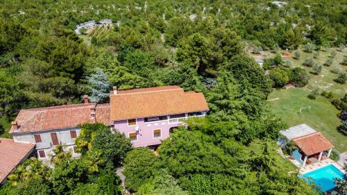 Hostal Aurora Holiday