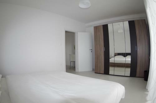 Apartments Nikolina