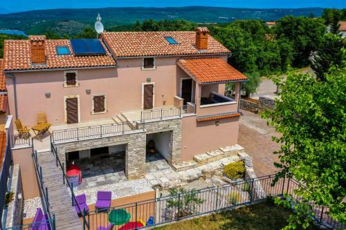 Luxury Villa On Spacious Private Property