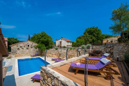 Luxury Villa On Spacious Private Property