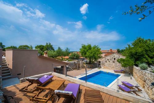 Luxury Villa On Spacious Private Property