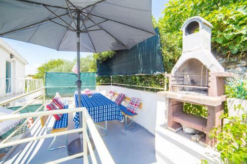 Apartment For Two Close To Sea