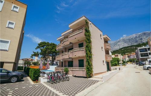 Stunning Apartment In Promajna With 1 Bedrooms