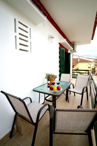 Luna Bianca - Corfu Apartments