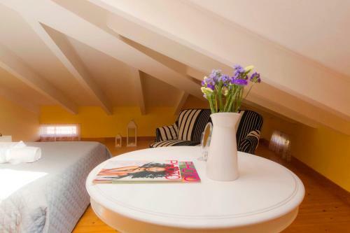 The Artist Attic Apartment Corfu Old Town