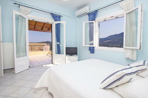 Hilltop Holiday Residence
