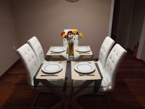 Ideally Situated Corfu Old Town Apartment