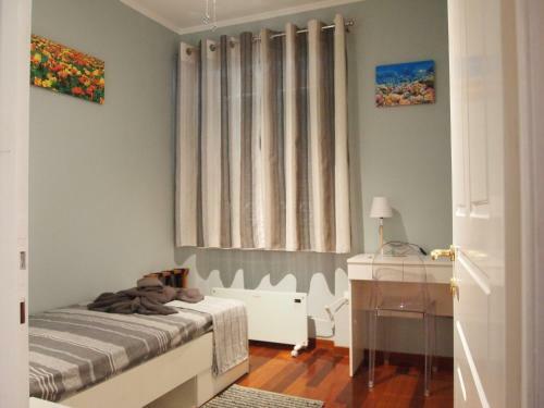 Ideally Situated Corfu Old Town Apartment