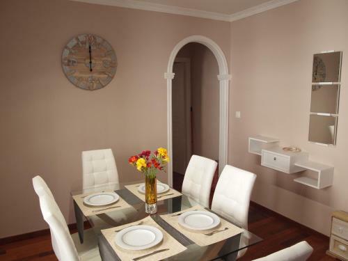 Ideally Situated Corfu Old Town Apartment