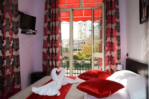 Jolly City Center Hotel