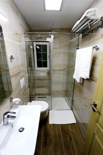 Capital Tirana Hotel
