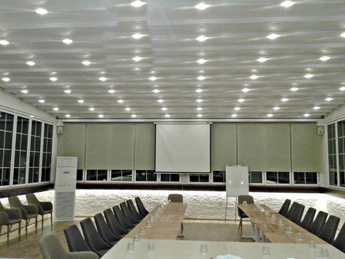Capital Tirana Hotel