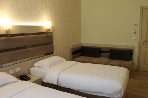 Capital Tirana Hotel