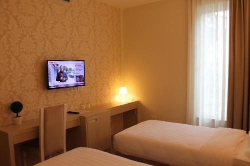 Capital Tirana Hotel