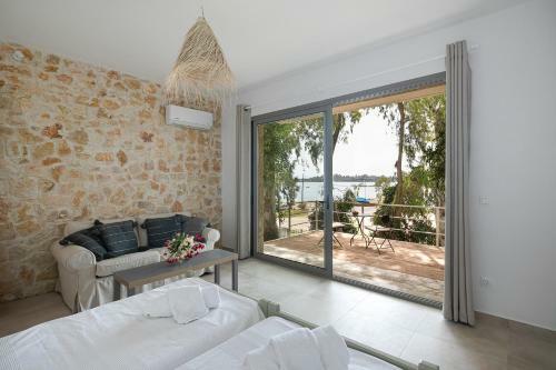 Apartamento Marina Vista Luxury Studio Suites Beach Front