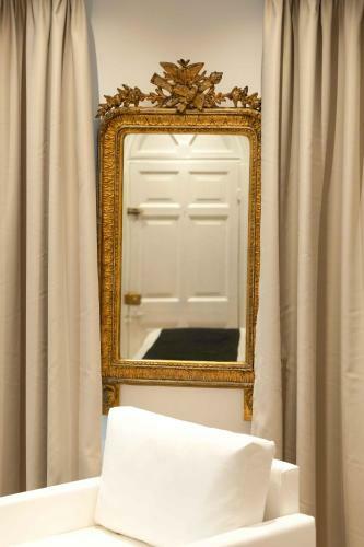 Apartamento Porta Reale Suite By Corfuescapes