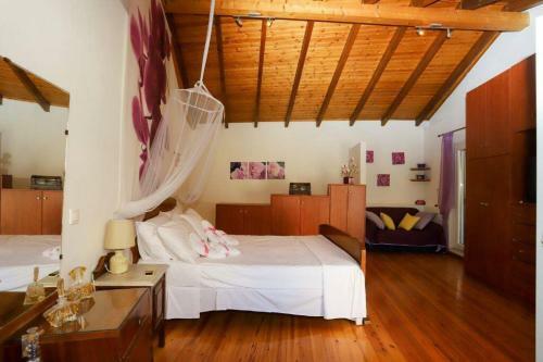 Almina Apartment