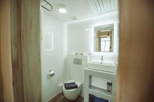 Calista Liston Corfu Apartment