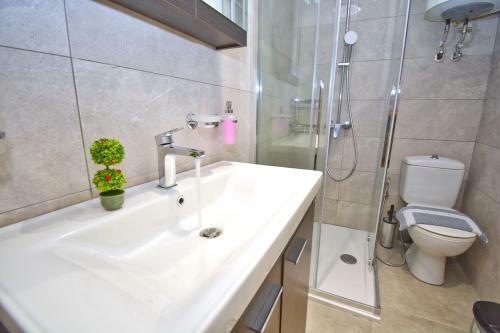 Apartamento Mouragia Suites