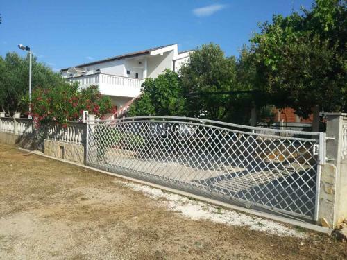 Apartmani Danijela: Mir, Ti?ina, Netaknuta Priroda
