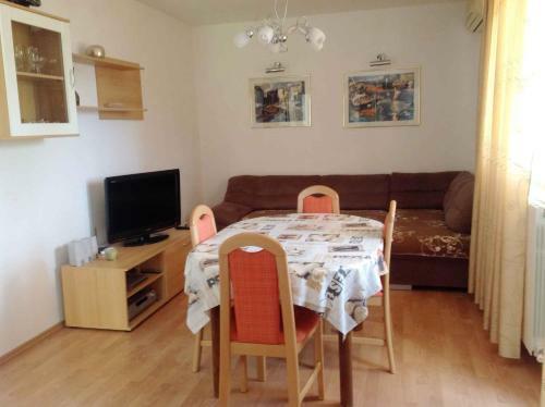 Apartment In Risika/insel Krk 27687