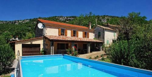Garden House Rozi