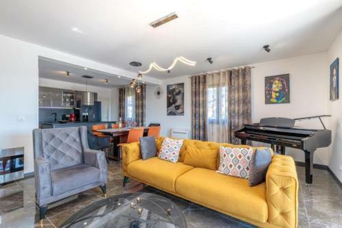 Istrian Villa Roc With Pool For 5 Guests