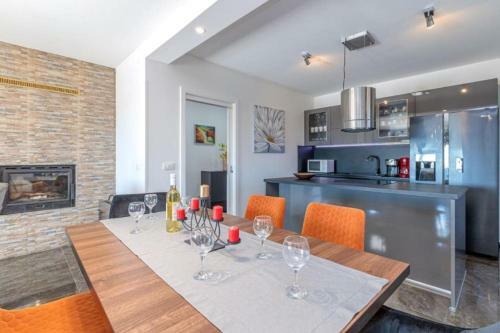 Istrian Villa Roc With Pool For 5 Guests