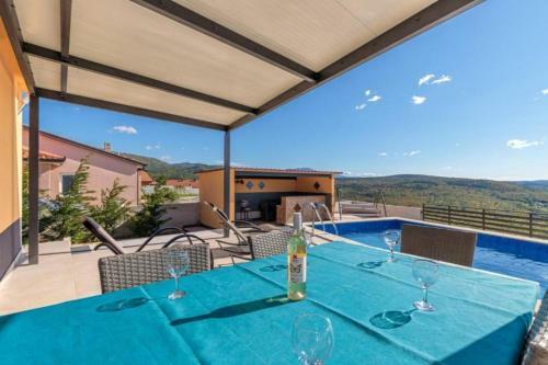 Istrian Villa Roc With Pool For 5 Guests