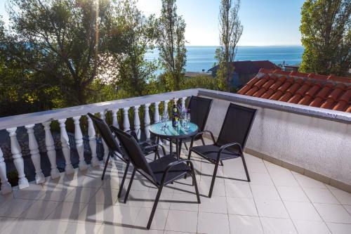 Apartments Uvala Plemic