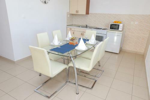 Apartments Uvala Plemic