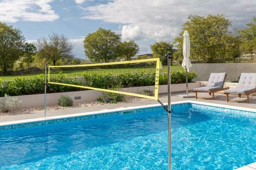 Villa Dali - Luxury Holiday House In Relaxing Area