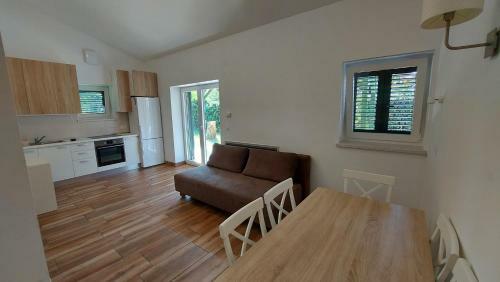 Ravna Dolina Holiday Homes
