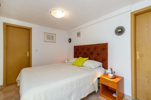 Hostal Apartments Vivijana
