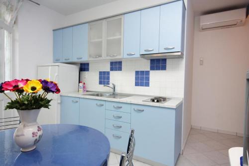 Apartments By The Sea Puntinak, Brac - 718