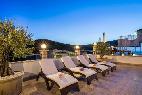 Poolincluded - Villa Marivilla